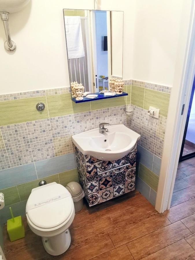A Due Passi Dal Centro Sweet Rooms Agrigento Buitenkant foto