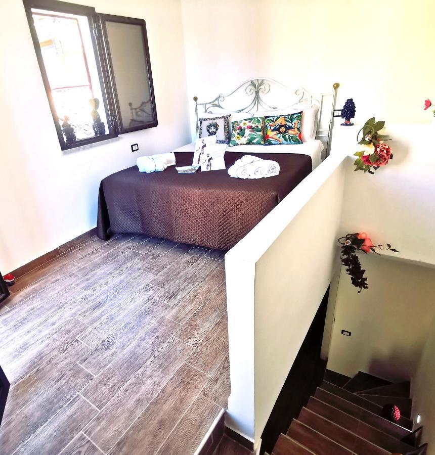 A Due Passi Dal Centro Sweet Rooms Agrigento Buitenkant foto